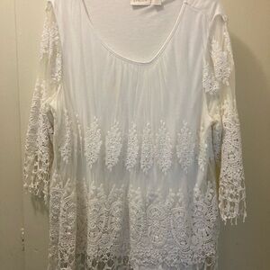 Chico white mid lace sleeves top